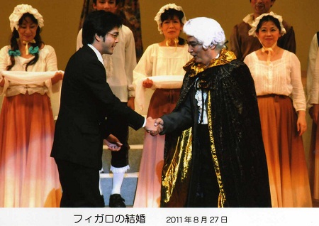 地元・古賀市の市民参加型オペラ「ミュージカルオペラki」の公演「フィガロの結婚」に「来賓の県議」役でゲスト出演させていただきました。