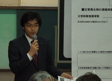 全国青年都道府県議会議員の会の総会・研修会のため福島県へ。福島大学の清水修二教授から「チェルノブイリから福島へ 原発事故からの復興」のテーマで学びました。福島県立医科大学では県民健康管理調査と「ふくしま国際医療科学センター」の基本構想について説明を受けました。 22日夜は地元・古賀団地区の防災ワークショップ(3回目)に参加。