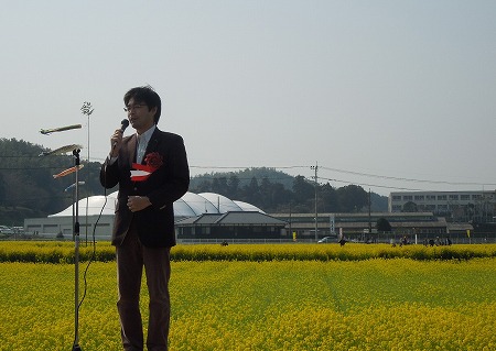 筵内区の「なの花まつり」と商工会主催の「春爛漫 桜まつり」に参加。舞の里おやじバンドの皆さんと共演し、「古賀んもんの宝」を熱唱。古賀キッズブラス(KKB)の第11回定期演奏会へも。