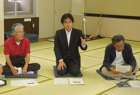 糟屋地区身体障がい者福祉協会や福教組粕屋支部の総会、JA粕屋青年部が主催する田植え体験と九州鶏すき学会の企画「古賀の郷土料理『鶏すき』を食べよう!」へも。住民有志の皆さんの会合で県政報告。