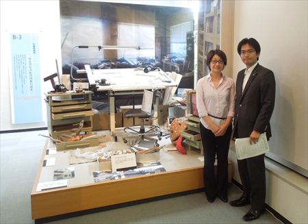 古賀市出身で「ゴジラ」をはじめ日本の特撮映画を支えた特撮美術監督、井上泰幸さん(1922-2012)の生涯を追い、功績を見つめなおす企画展の記者発表と内覧会に参加。