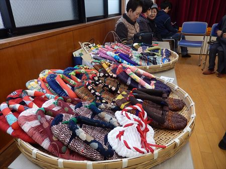 地域の方が作られた様々な作品が展示されていました。