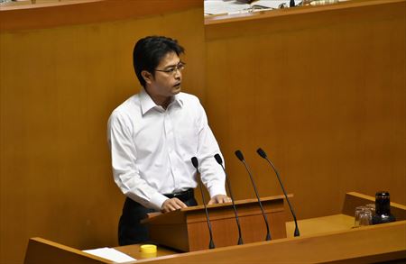 福岡県議会9月定例会で一般質問に臨みました。本会議での質問は県議就任以来、連続26回目。今回も県民の皆さんから現場でいただいた「声」を反映させ、生活課題解決の取り組みを提案し、県政の前進につながる答弁を得ました。